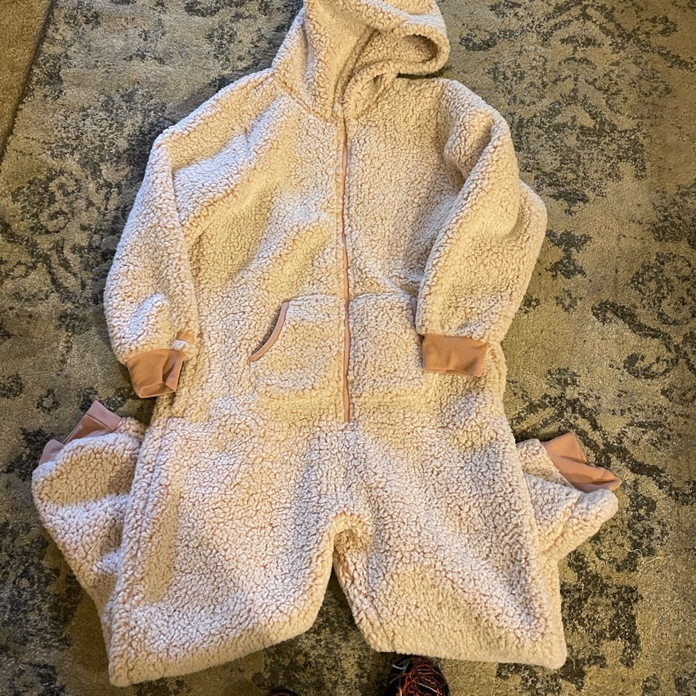 Pink Sherpa lounge romper size xl